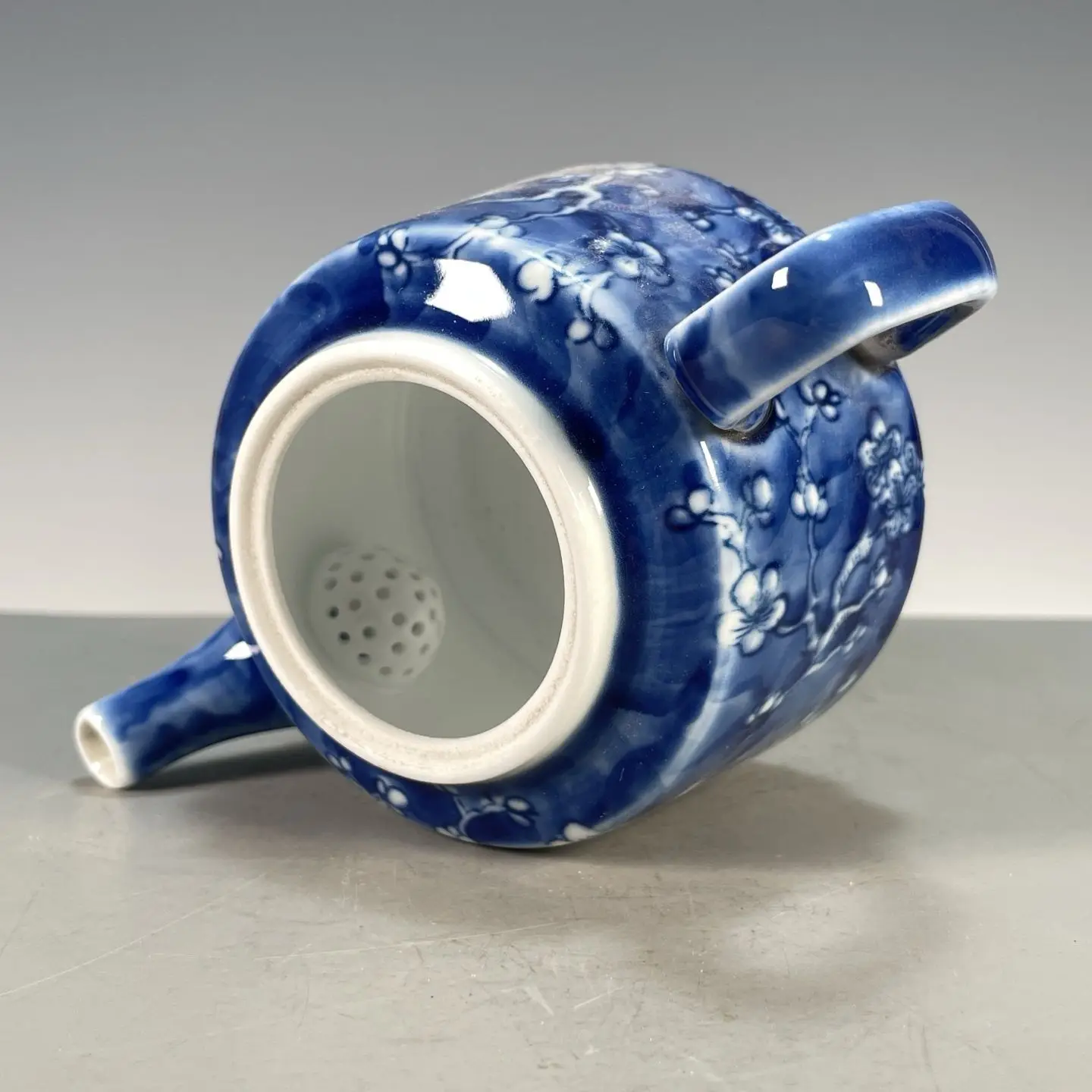 Hand Painted Blue White Flat P - Vintage Collectible Pottery review and price